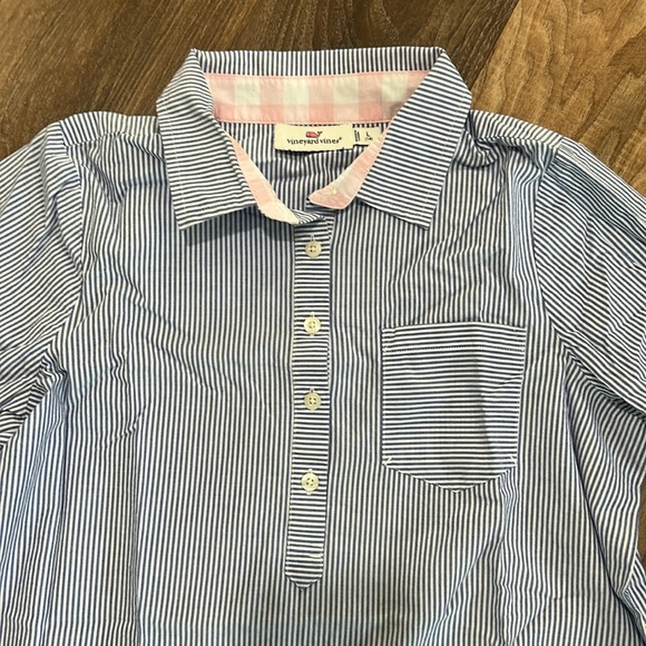 Vineyard Vines Girls White Oxford striped blue/white Popover
Button up sz 14 - Picture 4 of 14